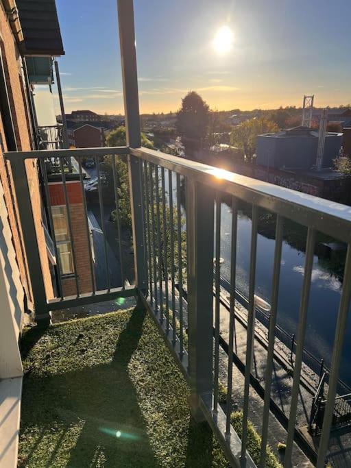 Lincoln View Sleeps 4 Balcony Self Check-In 아파트 외부 사진